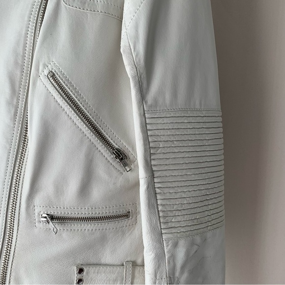 Danier  White moto Leather Jacket - Picture 5 of 12